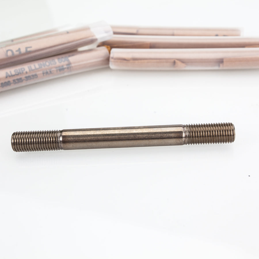 Titan Evo L19 Head stud kit Evo 7+ 7Bolt