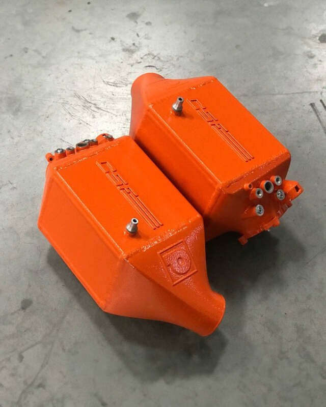 CSF 12-16 BMW M5 (F10) / 12-18 BMW M6 (F06/F12/F13) Twin Charge-Air-Cooler Set - Fire Orange